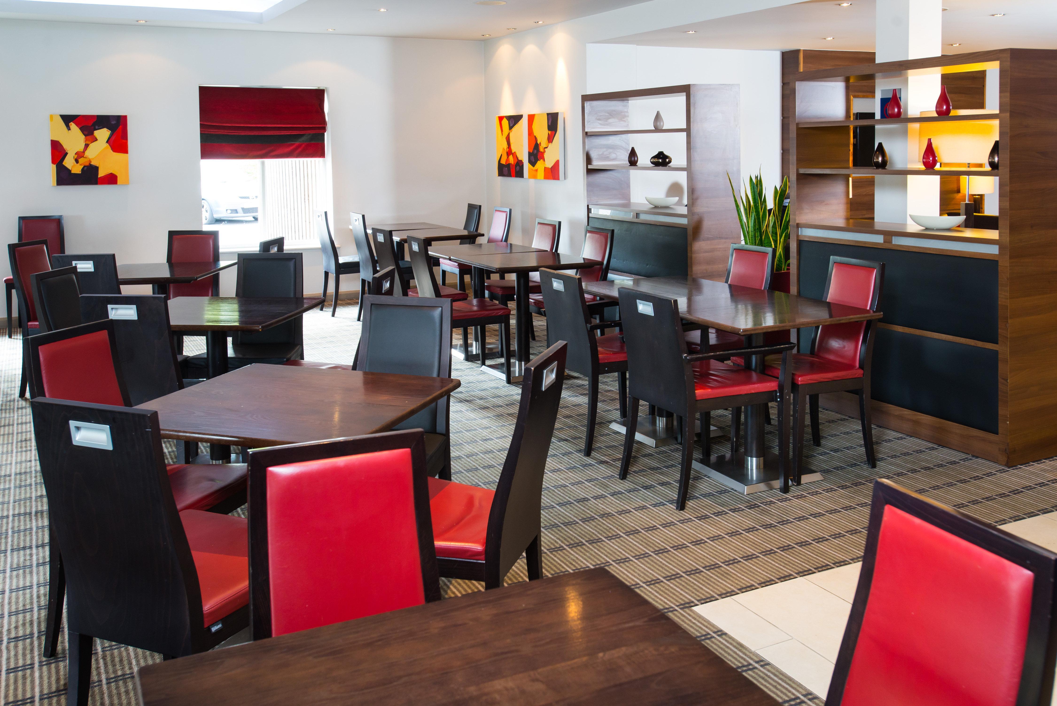 Holiday Inn Express Birmingham Oldbury By Ihg Extérieur photo